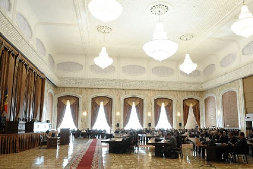 В Молдавии реанимировали правящую коалицию