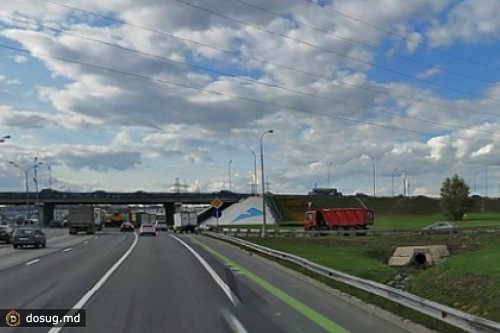 В Москве из автозака сбежали три рецидивиста