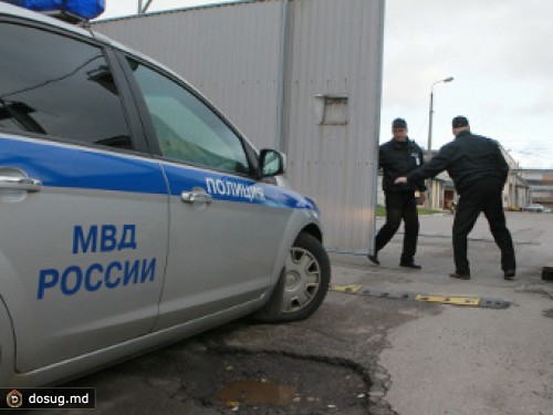 В Москве полицейских обвинили в частном извозе на служебной машине