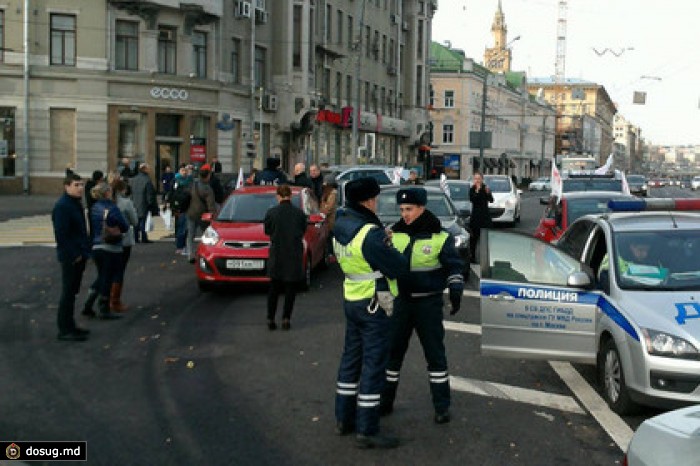 В Москве полиция пресекла автопробег за бесплатные парковки