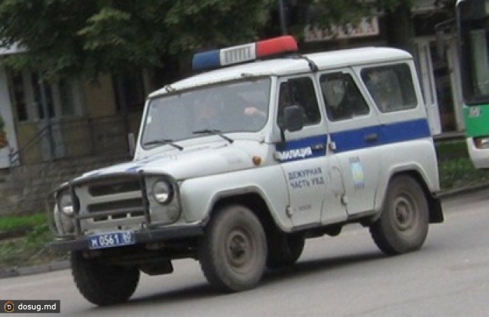 В Санкт-Петербурге в полицейской машине повесилась женщина