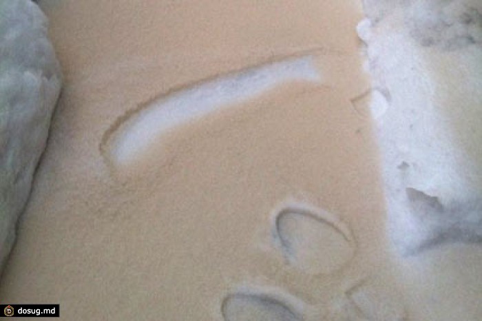 В Саратове выпал оранжевый снег