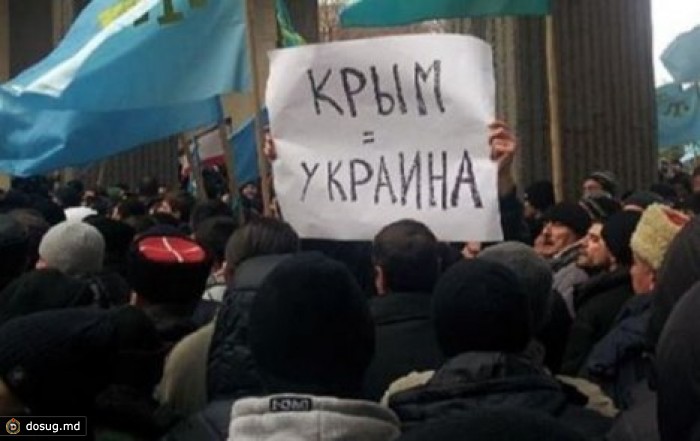 В Симферополе захватили здания парламента и правительства Крыма
