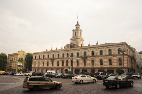 В Тбилиси провели облаву на сотрудников мэрии