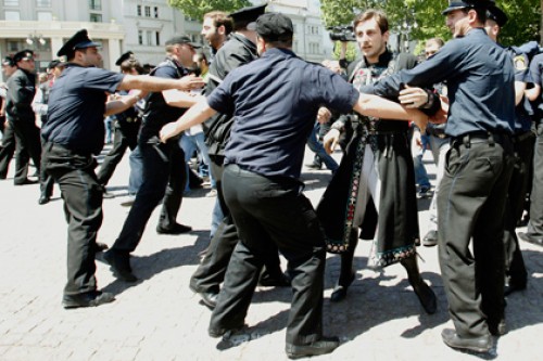 В Тбилиси во время гей-акции пострадали 17 человек