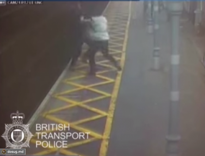 В британском метро злоумышленники напали на двух мужчин. ВИДЕО