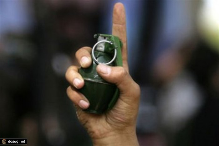 В депутата Верховной рады бросили боевую гранату