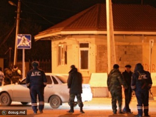 В результате взрывов в Махачкале погибли четыре человека