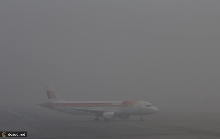 В самолет сборной Испании попала молния