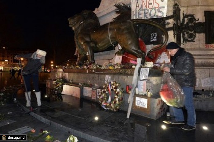 Вандалы осквернили мемориал в память о жертвах теракта в Париже