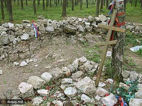 Вандалы разгромили захоронение узников Саласпилса