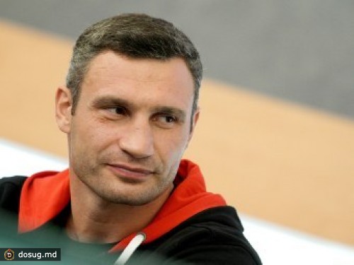 Виталий Кличко выиграл взвешивание у немецкого боксера