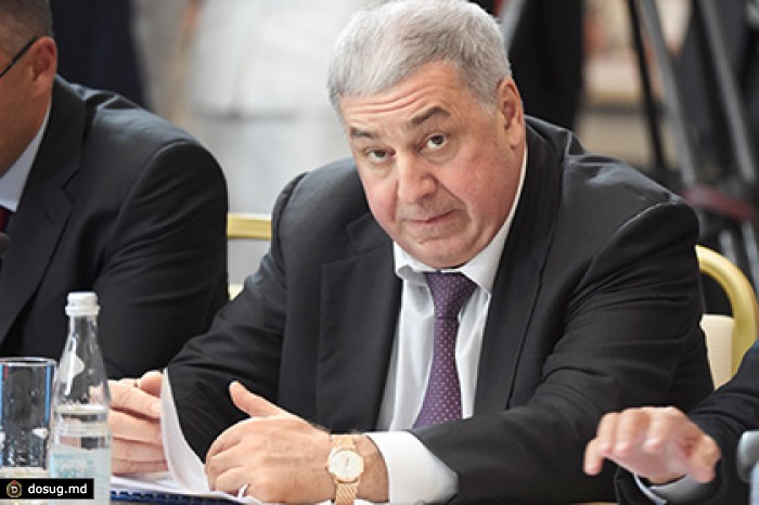 Владелец «РуссНефти» решил купить радио «Шансон»