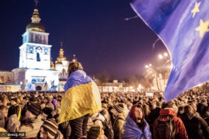 Власти Киева попросили запретить акции в центре города на месяц