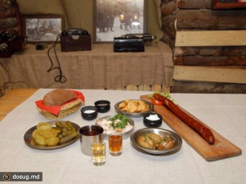 Во Львове пригрозили закрыть "бандеровский" ресторан "Криiвка"