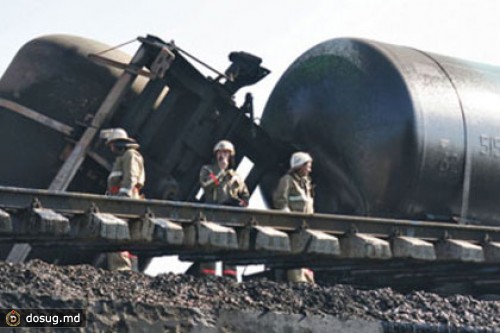 Возле аэропорта Тбилиси разлилось 200 тонн солярки