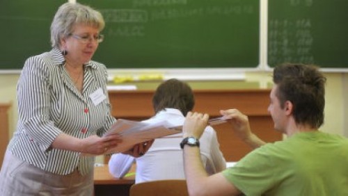 Выпускники школ ПМР с преподаванием на государственном языке недовольны действиями наблюдателей на экзаменах