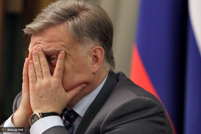 Якунина заподозрили в работе без разрешения правительства