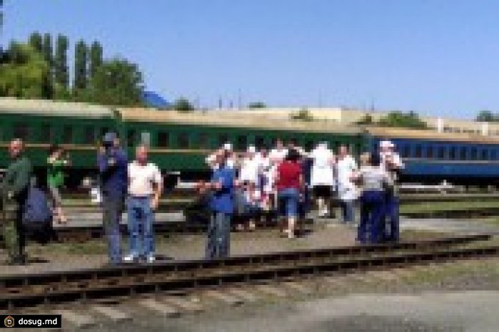 Железнодорожники заблокировали пути из-за долгов по зарплате