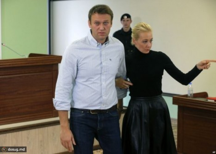 Жену Навального допросили по делу о краже картины