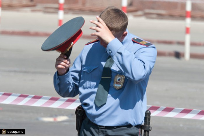 Житель закрытого города оштрафован за пляски в полицейской форме