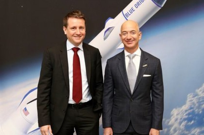 Аэрокосмическая компания основателя Amazon заключила контракт на запуск спутника