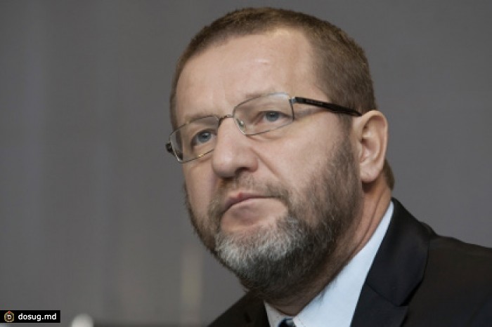 Альфред Кох заочно арестован
