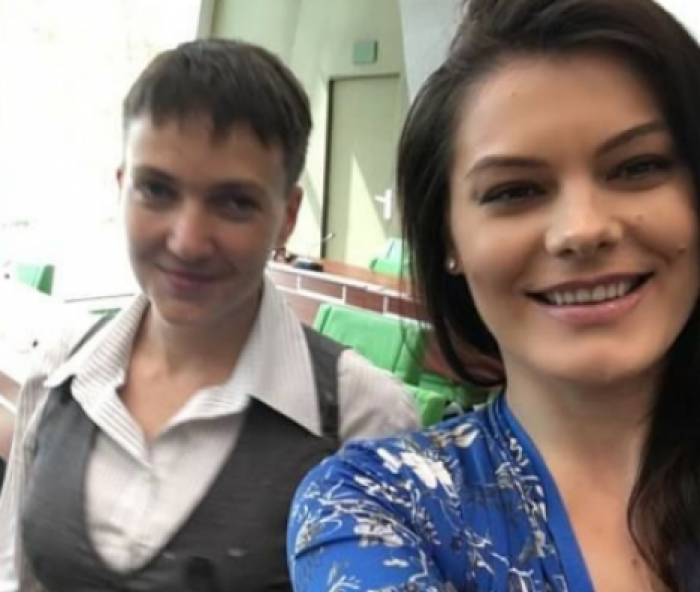 Алина Зотя выложила селфи с Надеждой Савченко