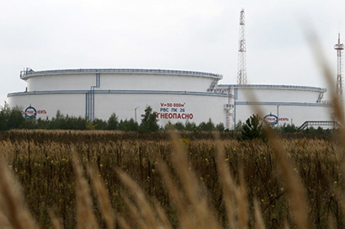 Белоруссия отказалась менять тариф на транзит нефтепродуктов