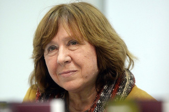 Белорусская писательница Алексиевич попала в шорт-лист британской премии