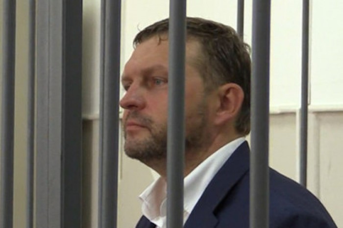 Белых арестовали на два месяца