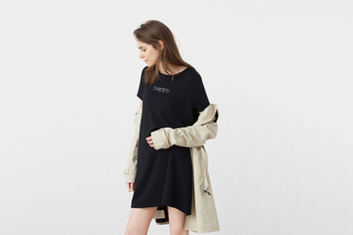 Беременные женщины оденутся в Mango