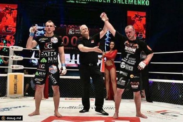Боец Шлеменко одержал победу над Василевским раздельным решением судей