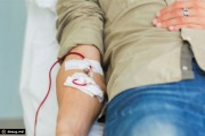 Более 1700 человек сдали кровь для жертв пожара в Бухаресте