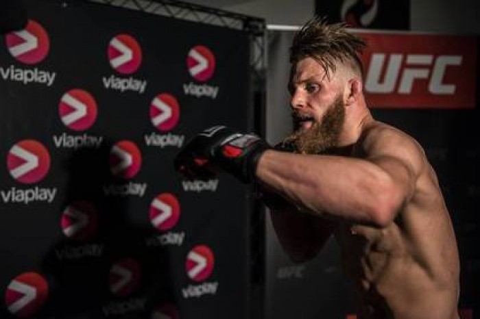 Бойца UFC отказались допустить к поединку из-за бороды