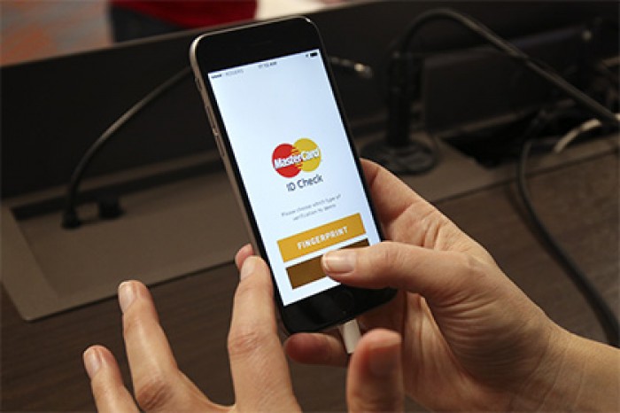 Британцы попытаются выбить из MasterCard 24 миллиарда долларов