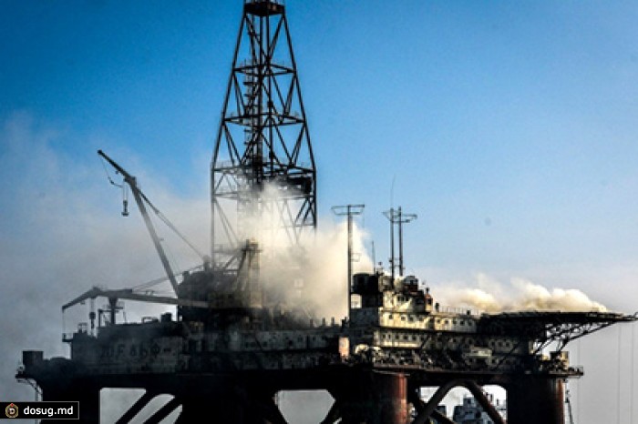 Число жертв пожара на нефтегазовой платформе в Азербайджане возросло до семи