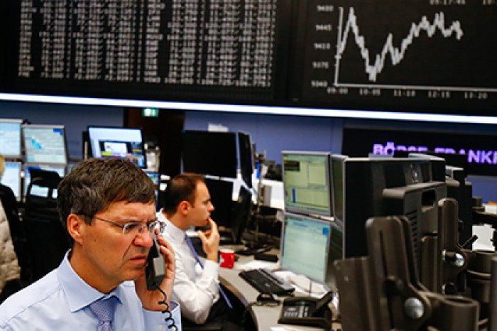 Число ставок на подорожание нефти выросло до максимума за всю историю