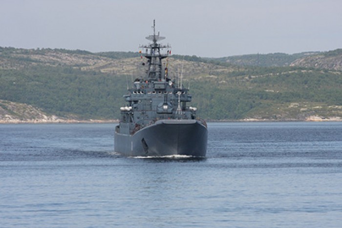 Десантный корабль Северного флота завершил рекордный по длительности поход