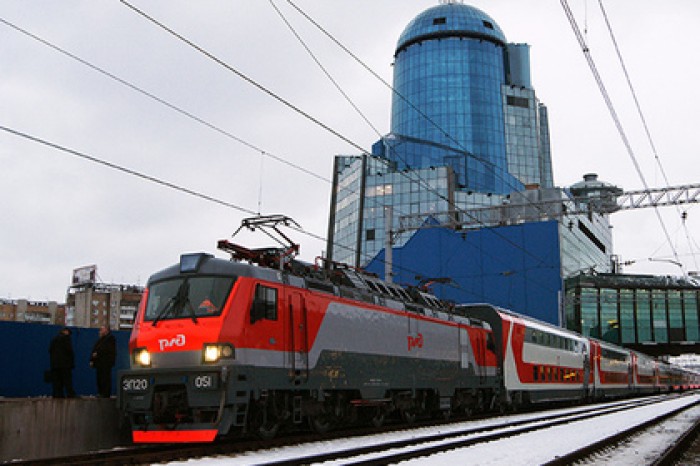 «Дочка» РЖД предложила запретить продажу билетов попавшимся на курении в поездах