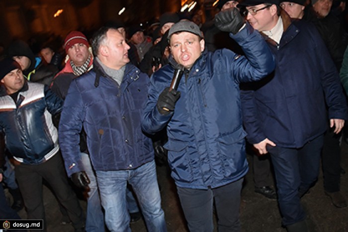 Додон пообещал новую волну протестов в Молдавии