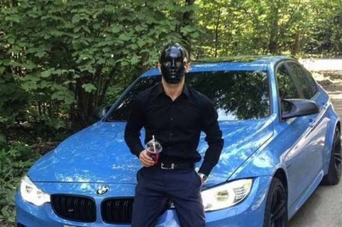 Дрифтер в черной маске похвастался своими «подвигами» в Instagram