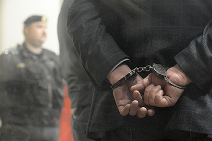 Двое помощников депутата Госдумы осуждены за торговлю должностями