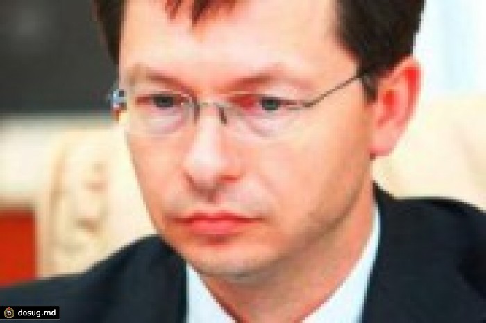 Экс-министр осужден на 3 года