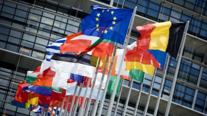 ЕС проведет экстренный саммит по Brexit