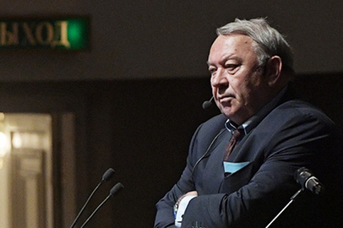 Фортов отказался оставаться президентом РАН и лег в больницу