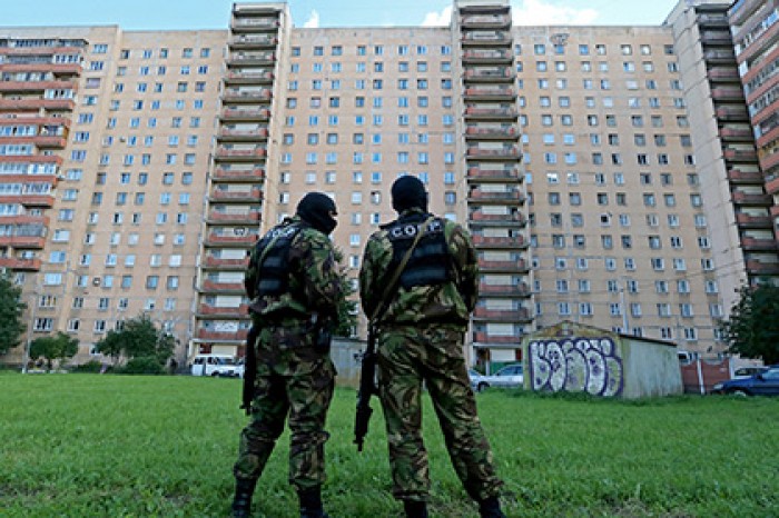 ФСБ оплатит ремонт поврежденных во время спецоперации в Петербурге квартир