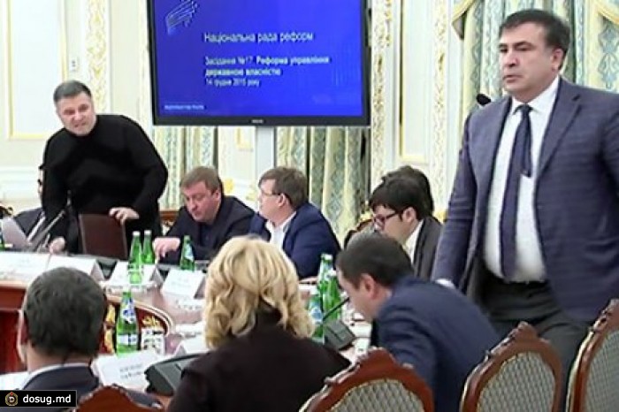 Глава МВД Украины опубликовал запись перепалки с Саакашвили