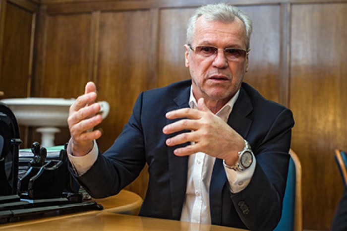 Глава Российской государственной библиотеки опроверг слияние с РНБ