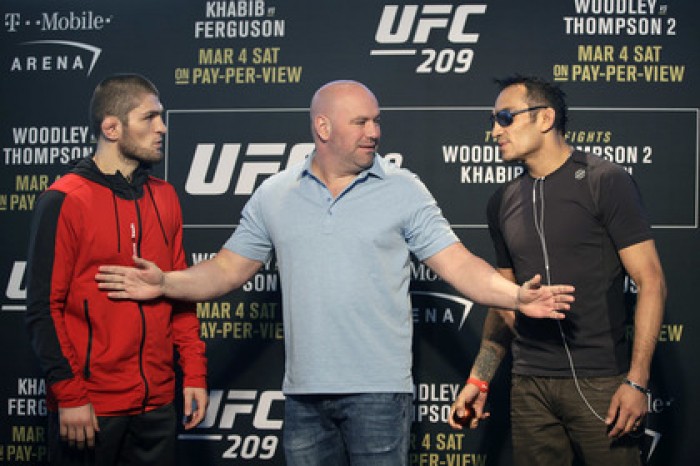 Глава UFC обвинил команду Нурмагомедова в срыве боя с Фергюсоном